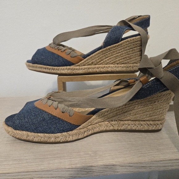 Schutz Brasilera Sandals Shoes Straps Womens Size 10 - Picture 2 of 7